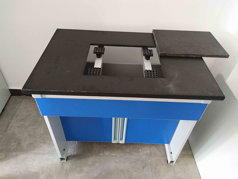 Laboratory Balance Bench