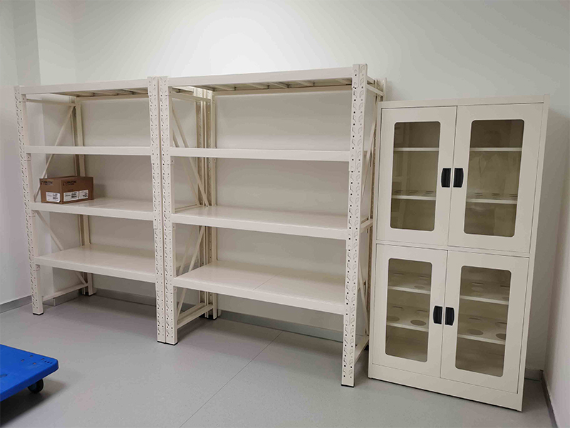Lab Glassware Cabinet Organization for Fast and Safe Access