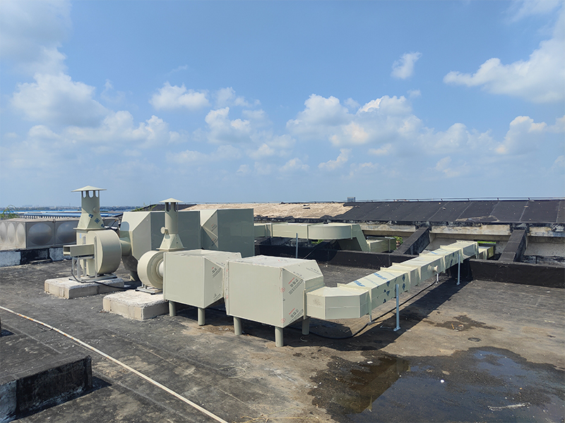 Автоматизация системы лабораторной вентиляции для улучшения качества воздуха в лабораториях Москвы