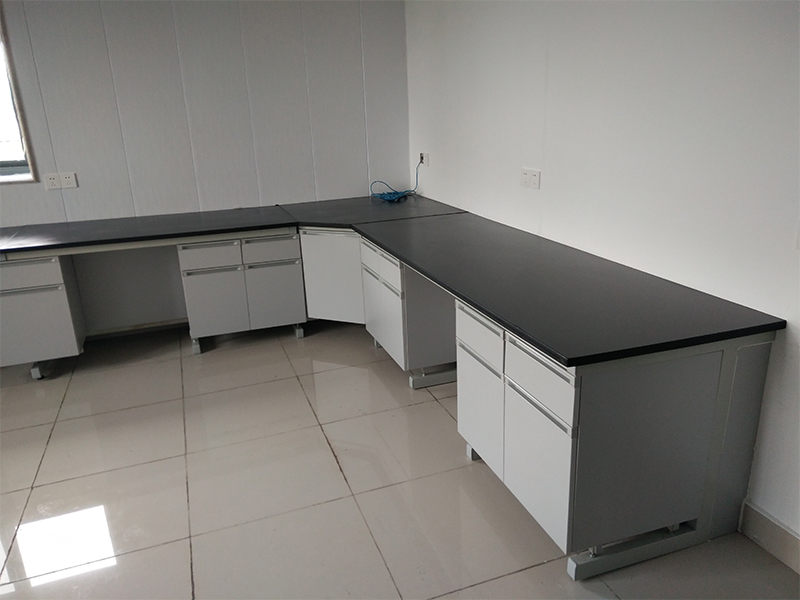 Lab Bench Structural Design for Heavy-Duty Laboratory Use in Russia