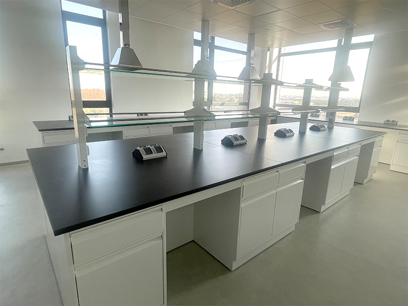 all-steel laboratory table