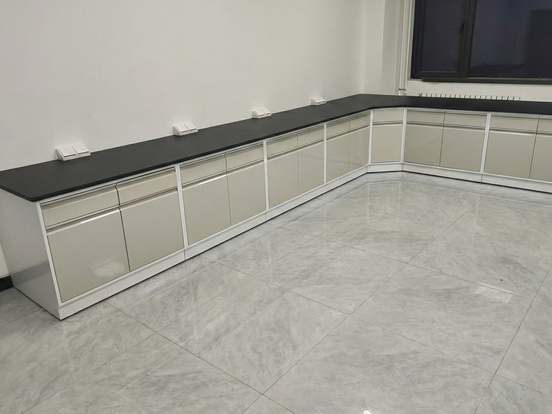 full steel laboratory bench