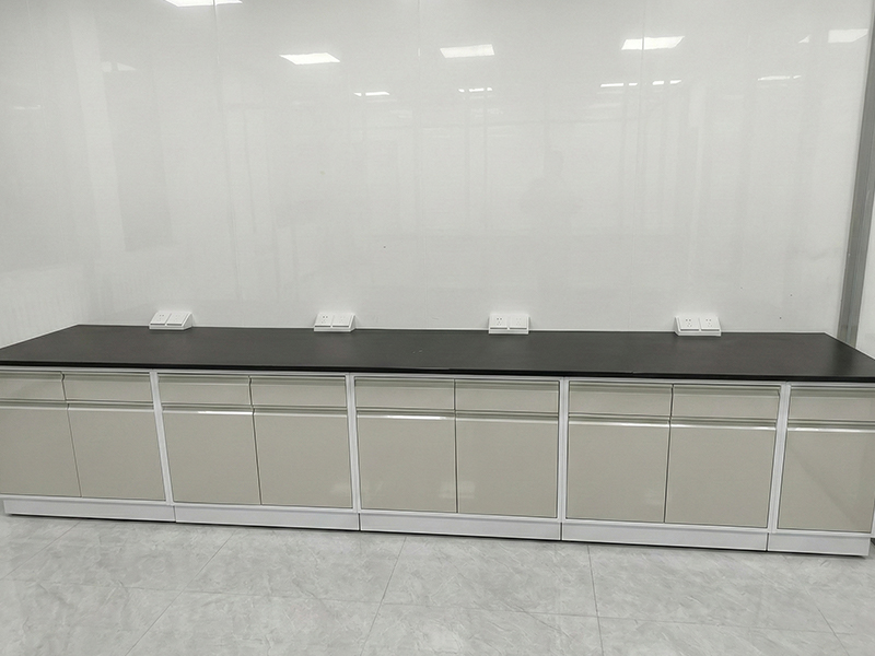 full steel laboratory bench