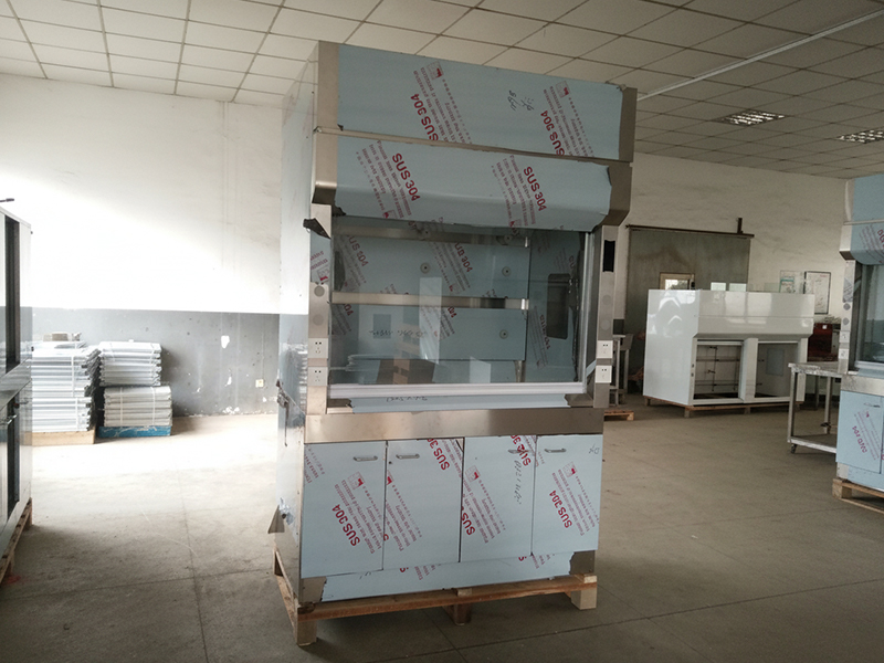1773714690726485.jpg laboratory fume hood compliance